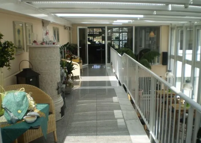 Lindemann Hotel